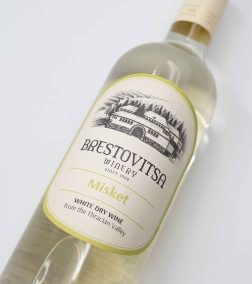detail biele bulharské vino Brestovits Misket