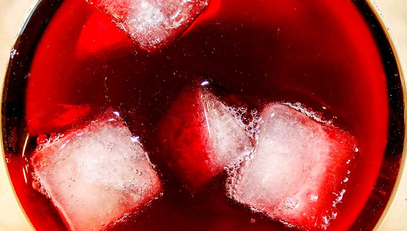 Ako si vychutnať bulharské červené víno v horúcom lete?
